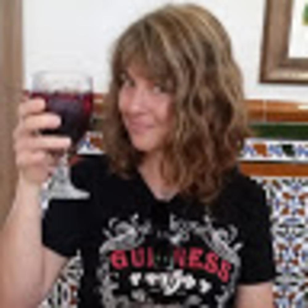 Meet your Posher, Sara moon